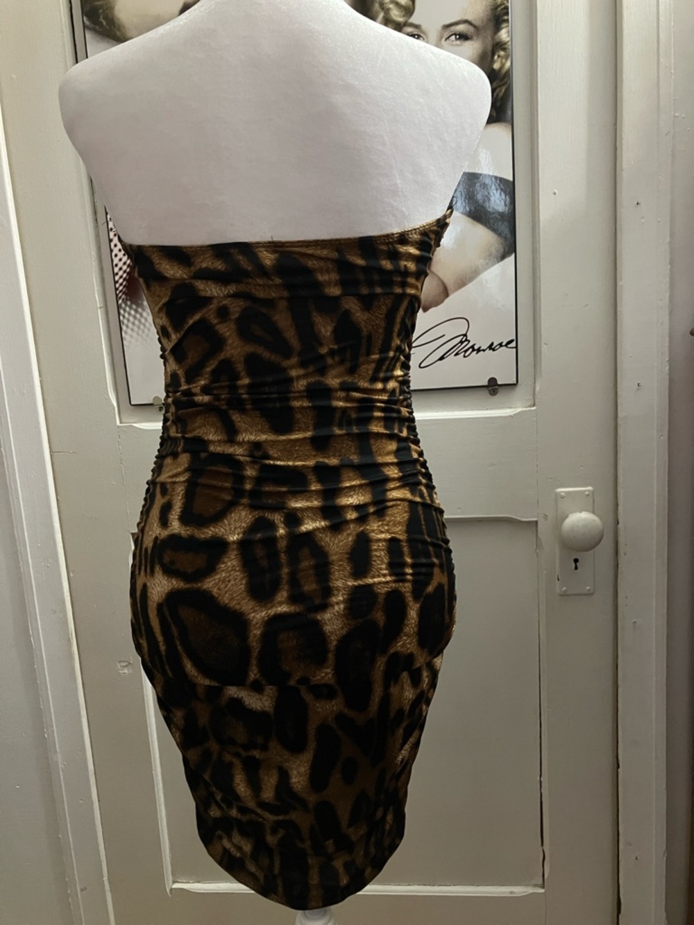 Sabora Strapless Leopard-Print Bodycon Dress in Brown and Black - Picture 4 of 7